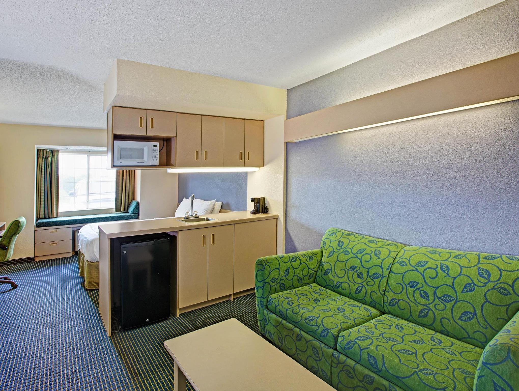 Microtel Inn & Suites By Wyndham Statesville Exterior foto